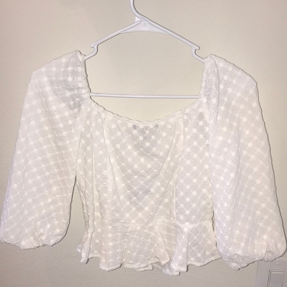 Forever 21 woven top embroidery puffy long sleeves - Picture 3 of 7